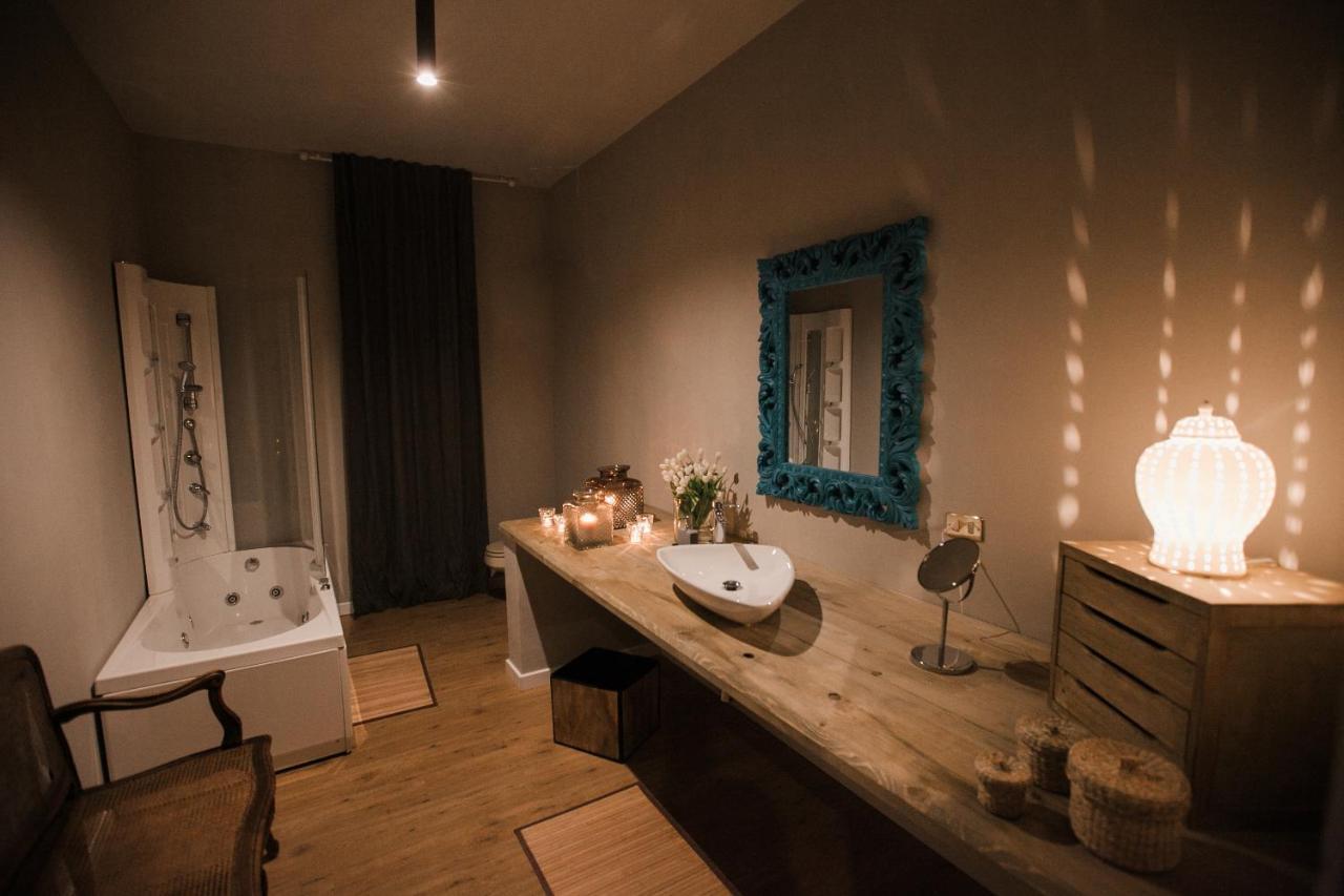 B&B Assteas Montesarchio ภายนอก รูปภาพ