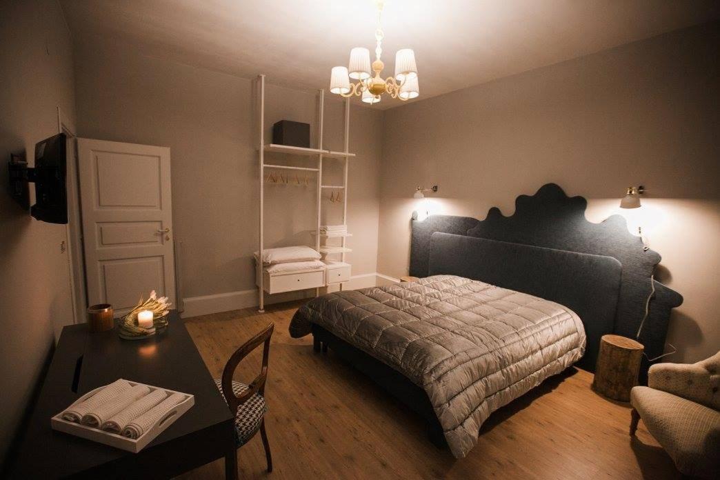 B&B Assteas Montesarchio ภายนอก รูปภาพ